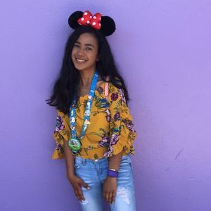 Meet your Posher, Laura